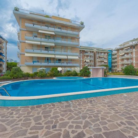 Solmare Villa Lido di Jesolo Exteriör bild