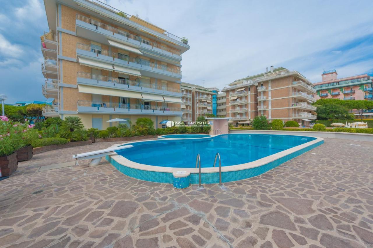 Solmare Villa Lido di Jesolo Exteriör bild