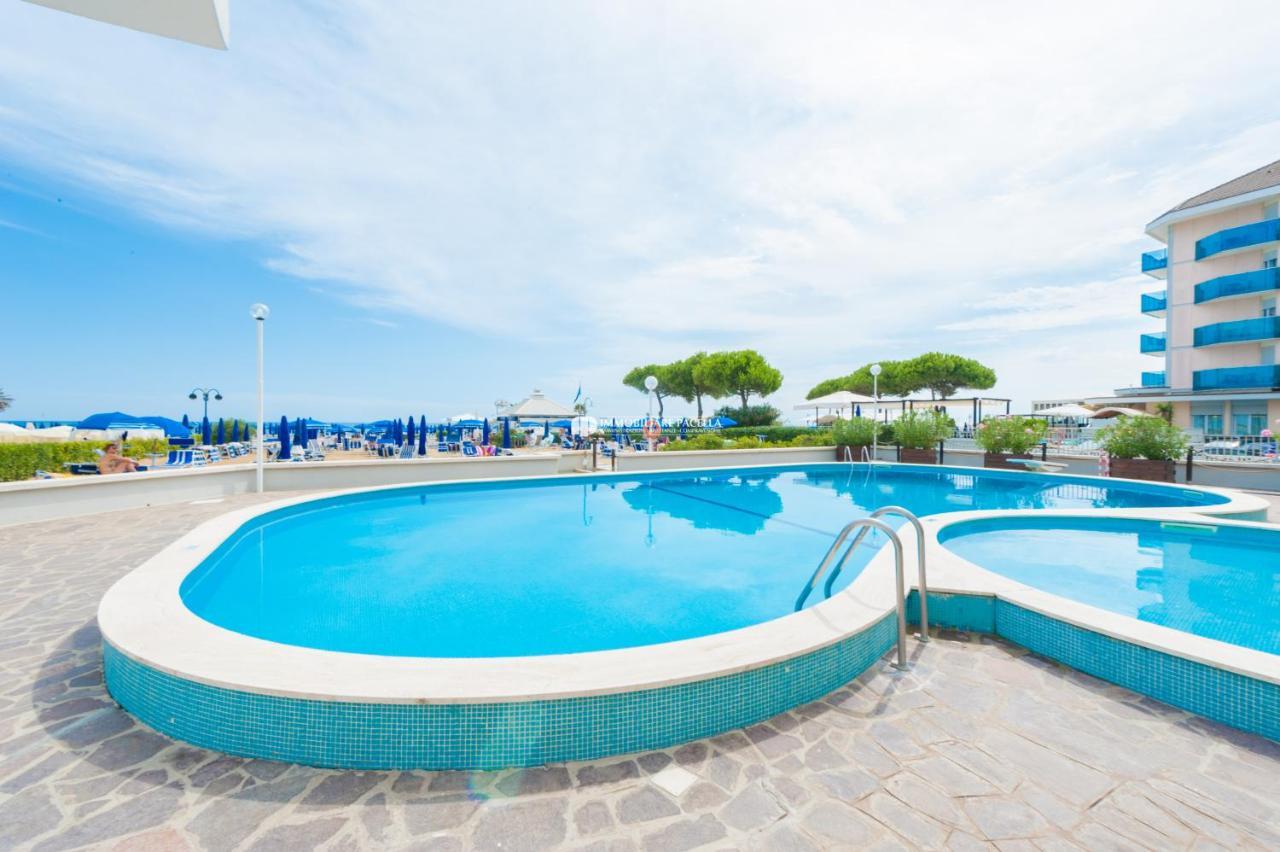 Solmare Villa Lido di Jesolo Exteriör bild